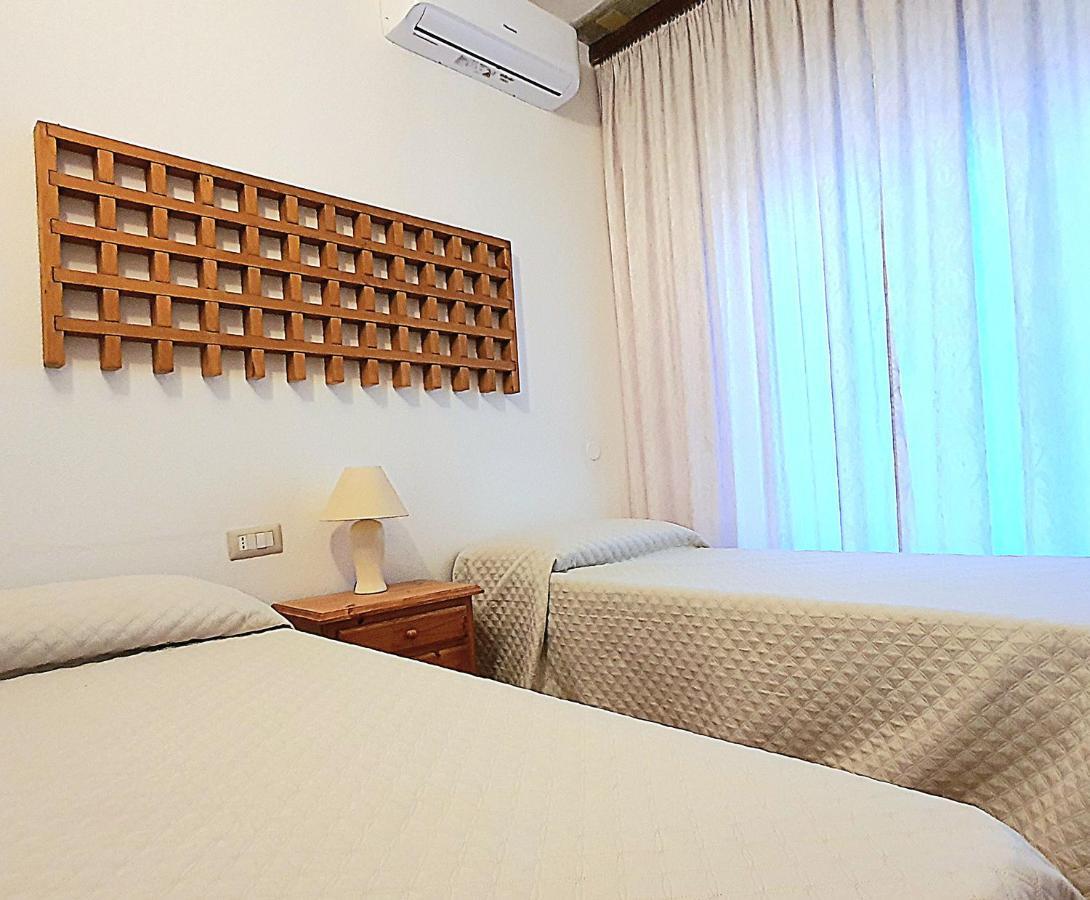 Dommos - Marinaway Apartments Orosei Extérieur photo